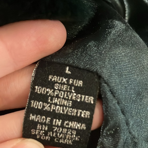 Rue21 Green Soft Faux Fur Coat - Picture 9 of 10